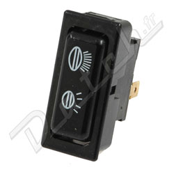 INTERRUPTEUR RECTANGULAIRE FIN (PHARES) SPITFIRE/TR6/GT6 (NOIR)