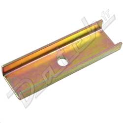 PATTE/SUPPORT D'ECHAPPEMENT TR6 CARB 1973-1976