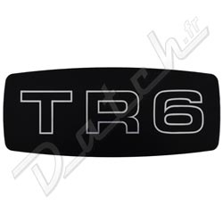 BADGE DE CALANDRE " TR6"