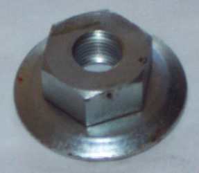 ECROU A COLERETTE 0-1/2" UNF DE TIRANT DE CHASSE MGC